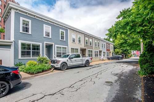 2370 June St, Halifax, NS, B3K4K3 | Card Image