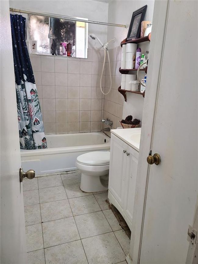 4826 Macridge Blvd, House other with 3 bedrooms, 2 bathrooms and 1 parking in Houston TX | Image 8