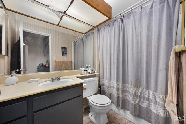 APT-5 - 3301 Columbus St, Condo with 3 bedrooms, 2 bathrooms and null parking in Bakersfield CA | Image 21
