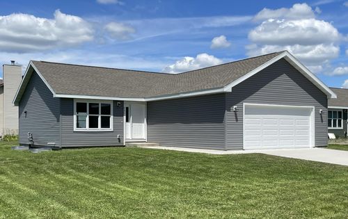 231 Julia St, Claremont, MN, 55924-4702 | Card Image