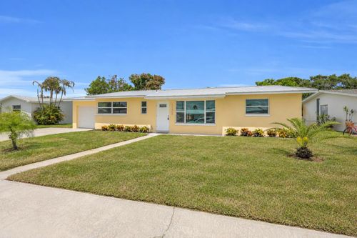19035 Se Southgate Dr, Jupiter, FL, 33469-1677 | Card Image