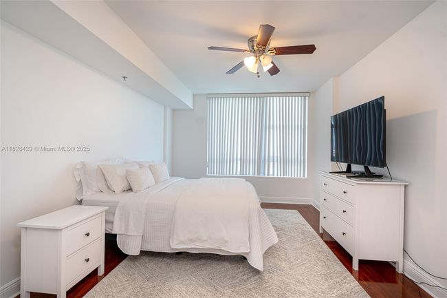 APT-1603N - 2641 N Flamingo Rd, Condo with 2 bedrooms, 2 bathrooms and null parking in Sunrise FL | Image 53