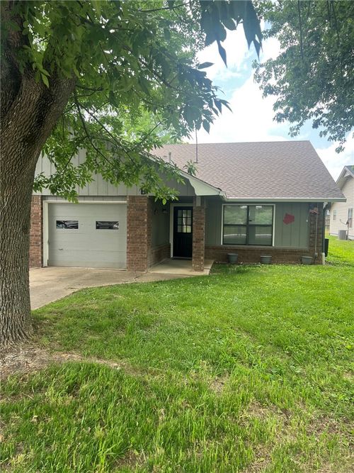 b-1112 Whipporwill Ln, Siloam Springs, AR, 72761-2054 | Card Image