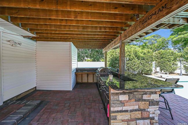 9 Wakefield Ct, House other with 5 bedrooms, 4 bathrooms and null parking in Deer Park NY | Image 11
