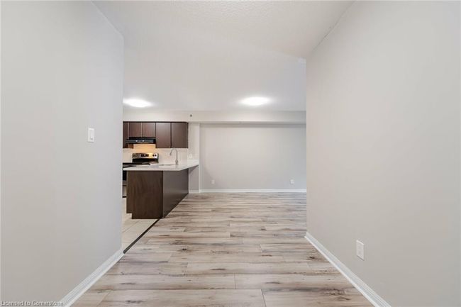 105 - 3070 Rotary Way, House attached with 1 bedrooms, 1 bathrooms and 1 parking in Burlington ON | Image 14