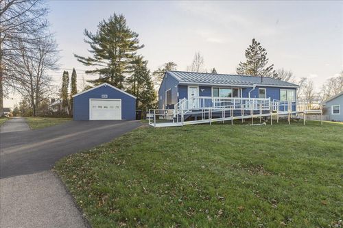 193 Parkway North N, Brewer, ME, 04412 | Card Image