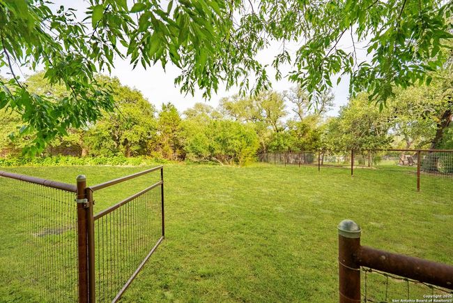 109 Twin Terrace Way, House other with 4 bedrooms, 4 bathrooms and null parking in Spring Branch TX | Image 53
