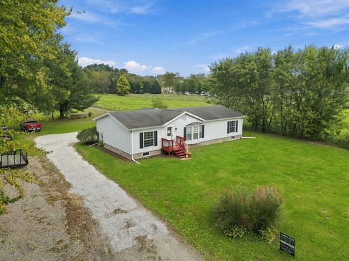 726 Beech St, Warsaw, OH, 43844-9707 | Card Image