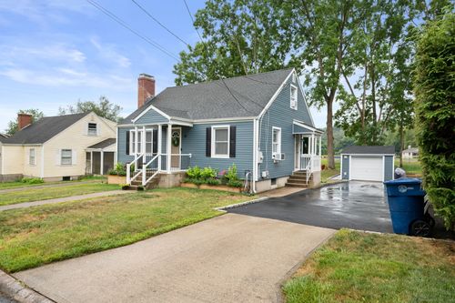 14 Quaker Ln, Quaker Hill, CT, 06375-1324 | Card Image