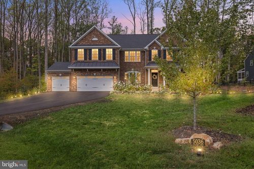 5036 Kingsley Ct, WARRENTON, VA, 20187-7953 | Card Image