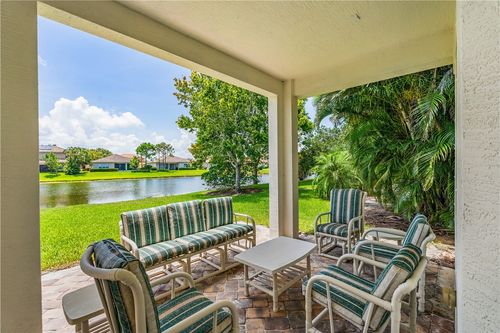 5539 53rd Ave, Vero Beach, FL, 32967-2461 | Card Image