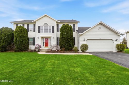 674 Harrison Rd, Perrysburg, OH, 43551-6314 | Card Image