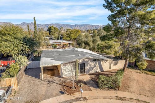 7931 E Malvern Pl, Tucson, AZ, 85710-4268 | Card Image