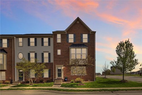 610 Shelley Ln, Wexford, PA, 15090-1516 | Card Image