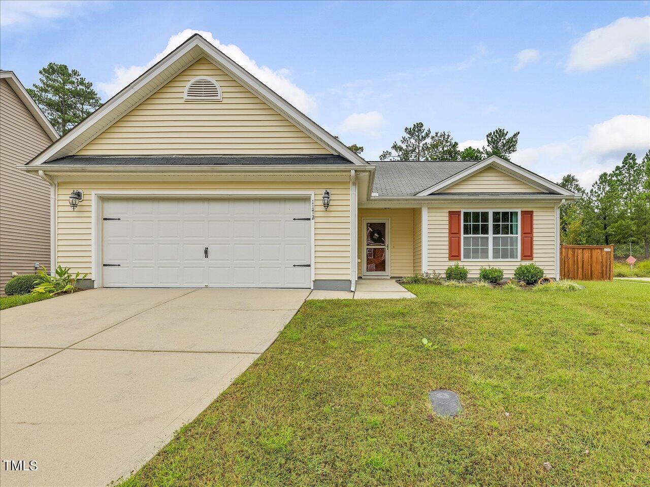Dexter Ridge Dr, Holly Springs, NC 27540