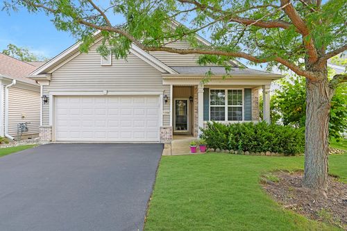 12598 Wedgemere Dr, Huntley, IL, 60142-7885 | Card Image