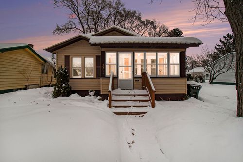 2214 Torrent St, Muskegon, MI, 49441-1561 | Card Image