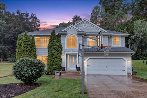 3470 Madora Ave, Akron, OH, 44319-3873 | Card Image