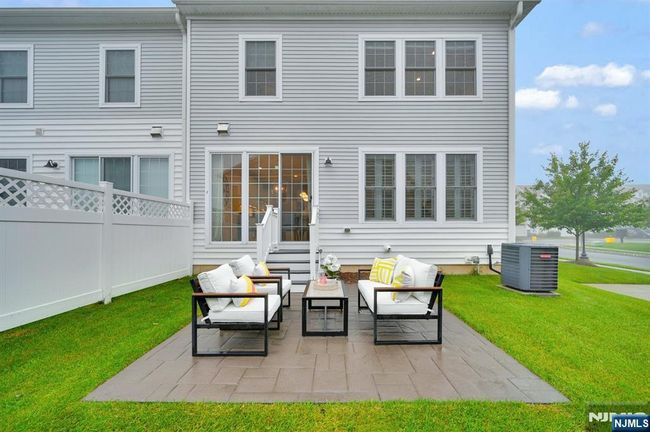 11 Aspen Dr, Townhouse with 3 bedrooms, 4 bathrooms and null parking in Cedar Grove NJ | Image 41