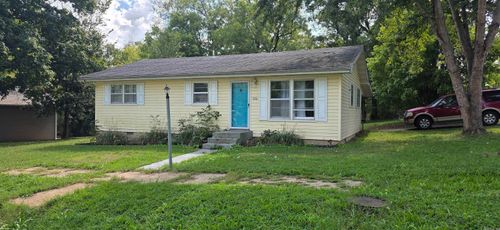 370 Bethel Ave, Mammoth Spring, AR, 72554-8001 | Card Image