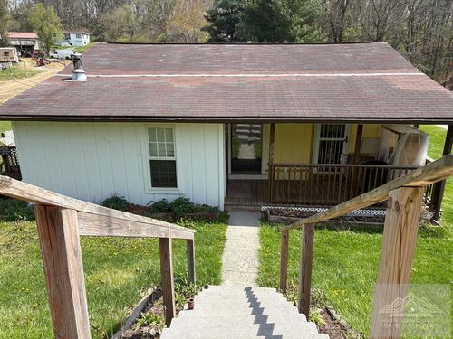 200 Mckinley Ave, Princeton, WV, 24740-3456 | Card Image