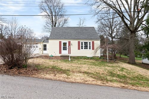 702 Sherwood Dr, Wooster, OH, 44691-2014 | Card Image