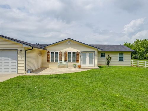 111 E Memorial, Marlow, OK, 73055-1006 | Card Image