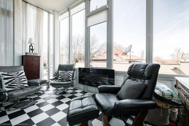201 - 50 Murray St W, House attached with 2 bedrooms, 1 bathrooms and 1 parking in Hamilton ON | Image 26