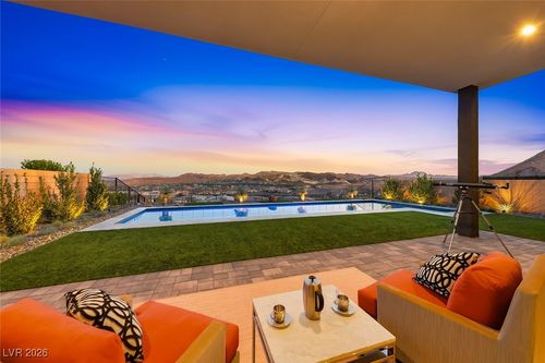 42 Sand Star Ln, Henderson, NV, 89011-5641 | Card Image