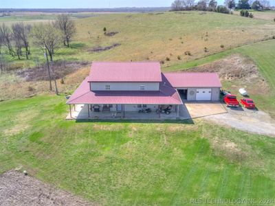 37497 N 4000 Road, House other with 5 bedrooms, 2 bathrooms and null parking in Ramona OK | Image 2