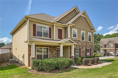 4648 Bogan Meadows Dr, Buford, GA, 30519-3804 | Card Image