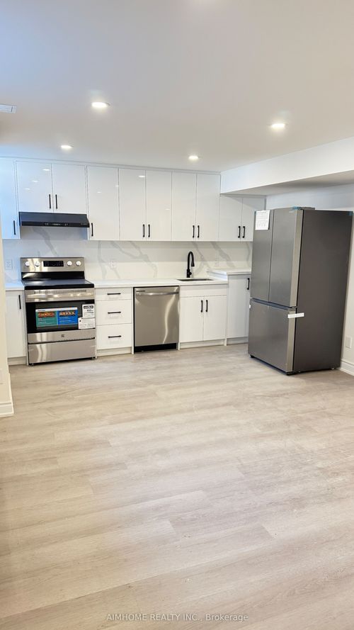 20 Clutterbuck Lane, Ajax, ON, L1T0P8 | Card Image