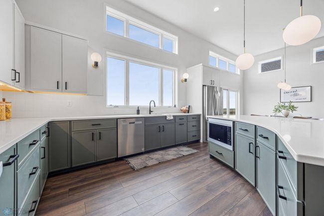 Kitchen | Image 9