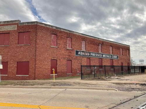 524 Mulberry St, Galesburg, IL, 61401-5020 | Card Image