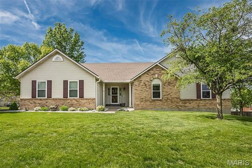 14 Beckewith Trl, O Fallon, MO, 63368-8538 | Card Image