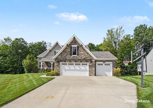9413 Sunset Ridge Dr, Rockford, MI, 49341-7114 | Card Image
