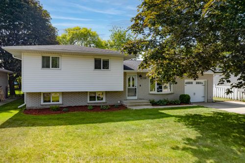 871 Wellington St, Port Elgin, ON, N0H2C3 | Card Image