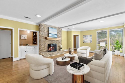 9901 Burnham Dr, Dallas, TX, 75243-2411 | Card Image