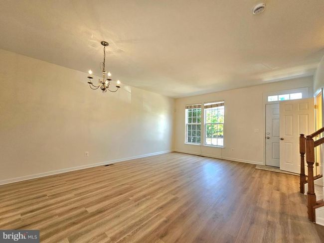 15318 Elizabeth Burbage Loop, Townhouse with 3 bedrooms, 4 bathrooms and null parking in WOODBRIDGE VA | Image 4