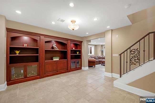 10 Fox Ter, House other with 6 bedrooms, 8 bathrooms and null parking in Cliffside Park NJ | Image 41