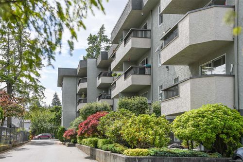 409-1045 Cumberland Rd, Courtenay, BC, V9N2E7 | Card Image