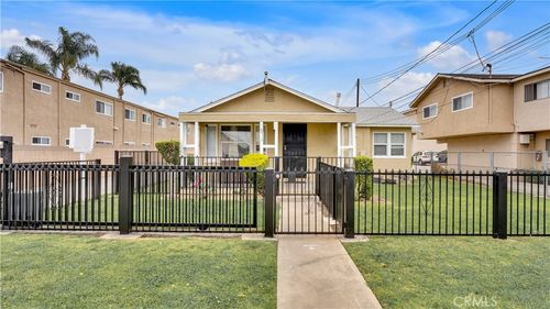 9713 Cedar St, Bellflower, CA, 90706 | Card Image