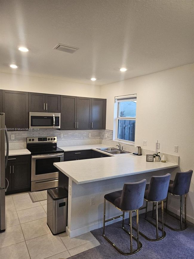 1465 - 1465 Se 26 Th Rd, Townhouse with 3 bedrooms, 3 bathrooms and null parking in Homestead FL | Image 8