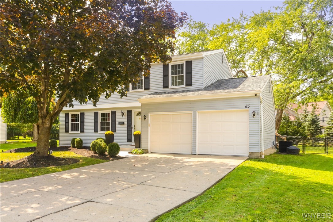 Heather Hill Dr, Buffalo, NY 14224