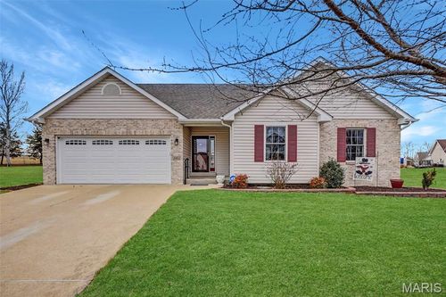 1055 Saint Andrews Dr, Union, MO, 63084-4497 | Card Image