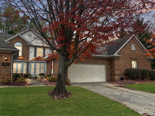 39574 Village Run Dr, Northville, MI, 48168-3410 | Card Image