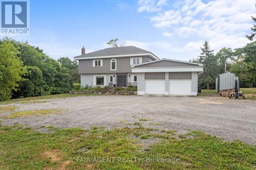 4484 Ausable Dr, Ailsa Craig, ON, N0M1A0 | Card Image