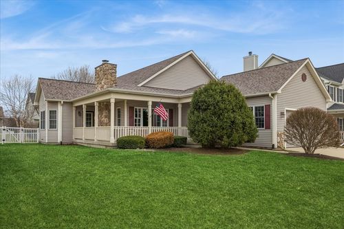 1774 Briggs St, Sycamore, IL, 60178-8772 | Card Image