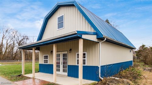 19 E 6th St, Dresden, OH, 43821-9683 | Card Image