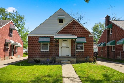 16496 Tacoma St, Detroit, MI, 48205-2051 | Card Image